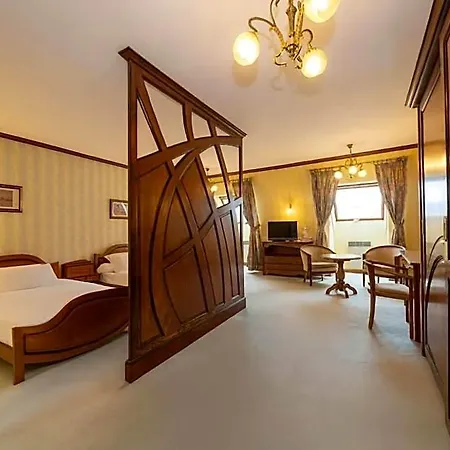 Hotel Munsch Restaurant & Wellness, Colmar Nord - Haut-Koenigsbourg Hotel