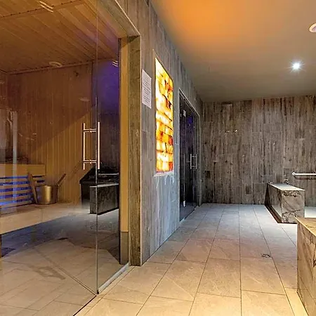 Hotel Munsch Restaurant & Wellness, Colmar Nord - Haut-Koenigsbourg 3*