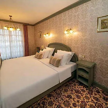 Hotel Munsch Restaurant & Wellness, Colmar Nord - Haut-Koenigsbourg 3* サン・ティポリット