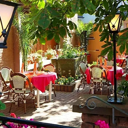 ホテル Hotel Munsch Restaurant & Wellness, Colmar Nord - Haut-Koenigsbourg 3*