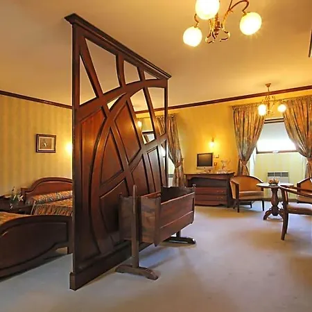 Hotel Munsch Restaurant & Wellness, Colmar Nord - Haut-Koenigsbourg ホテル